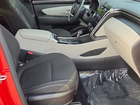 Used 2023 Hyundai Tucson SEL FWD image 19