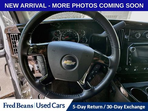 Used 2022 Chevrolet Express 2500 w/ Enhanced Convenience Package RWD image 13