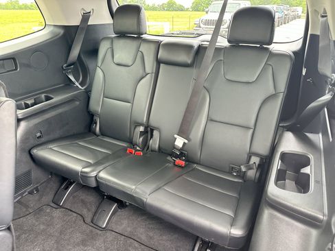 Used 2025 Kia Telluride S FWD image 24