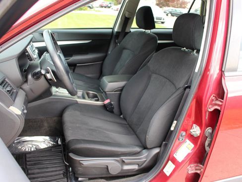 Used 2014 Subaru Outback 2.5i AWD/4WD image 14