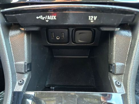 Used 2019 Buick Encore Sport Touring image 32