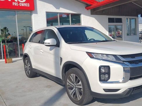 Used 2021 Mitsubishi Outlander Sport SE AWD/4WD image 2