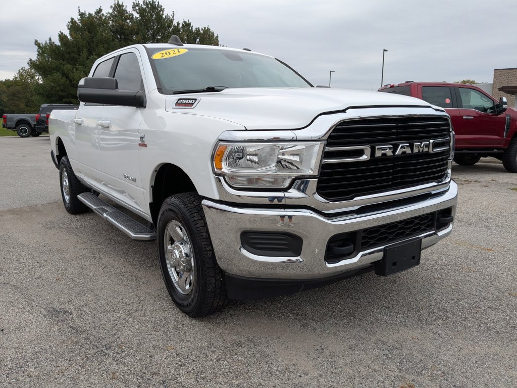 Used 2021 RAM 2500 Big Horn AWD/4WD image 3