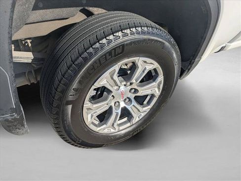 Used 2025 GMC Sierra 1500 SLT RWD image 20