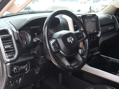 Used 2021 RAM 1500 Laramie AWD/4WD image 23