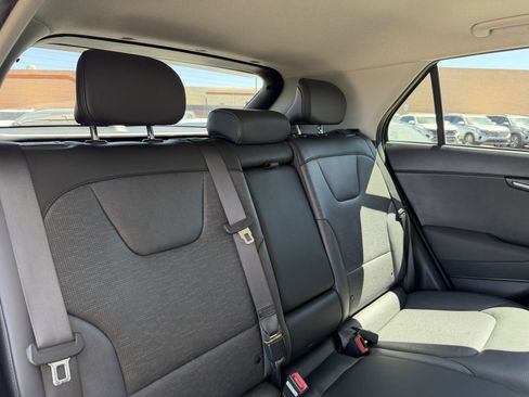 Used 2023 Kia Niro Wave w/ Wave Preserve Package FWD image 38