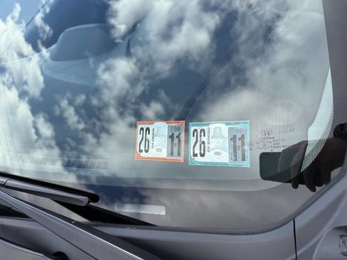 Used 2010 Honda Fit image 22