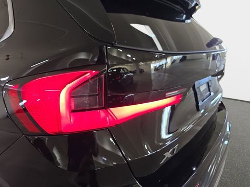 Used 2024 BMW X1 xDrive28i w/ Convenience Package image 32