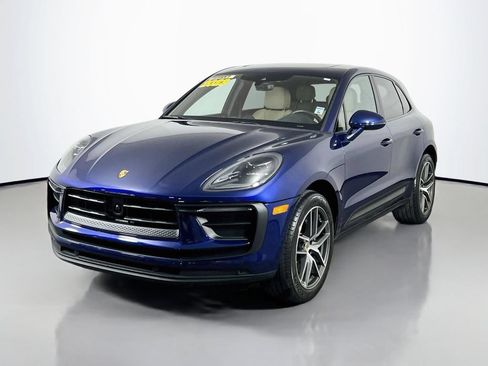 Used 2023 Porsche Macan Turbo AWD/4WD image 3