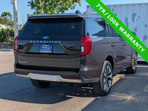 Certified 2025 Ford Expedition Platinum w/ Driver's Package AWD/4WD image 4