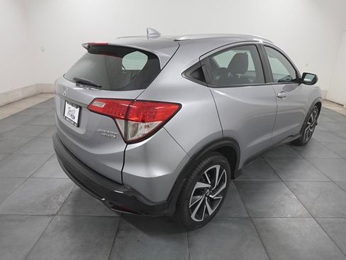 Used 2019 Honda HR-V Sport image 9