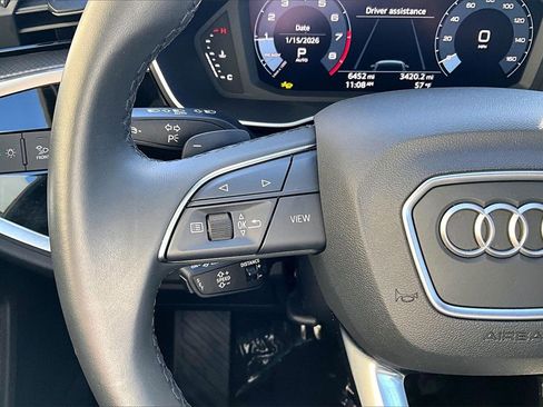 Used 2025 Audi Q3 2.0T Premium w/ Convenience Package image 11