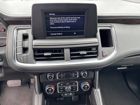 Used 2022 Chevrolet Suburban LS AWD/4WD image 21