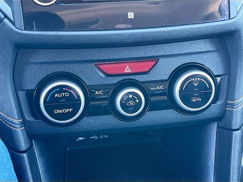 Used 2022 Subaru Crosstrek 2.5i Sport w/ Moonroof Package image 15