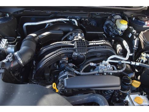 Certified 2025 Subaru Outback Premium image 26