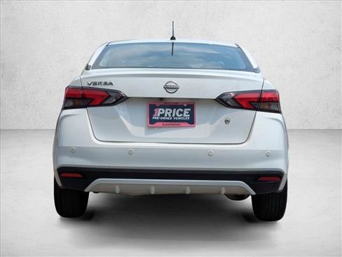 Used 2023 Nissan Versa S FWD image 6