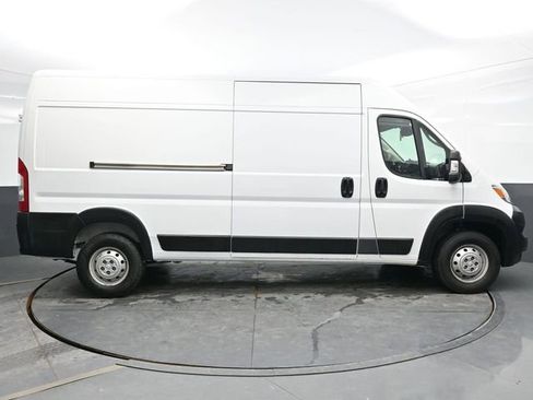 Used 2023 RAM ProMaster 2500 FWD image 8