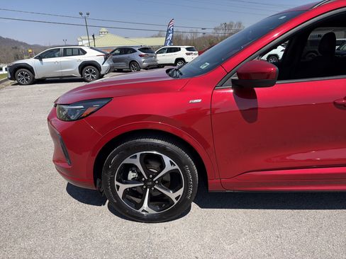 Used 2025 Ford Escape ST-Line Elite AWD/4WD image 11