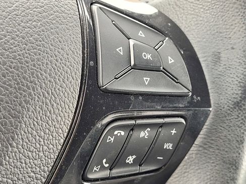 Used 2017 Ford Explorer XLT w/ Equipment Group 202A image 30