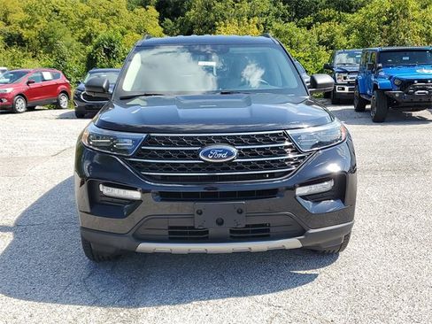 Used 2023 Ford Explorer XLT w/ Equipment Group 202A image 2