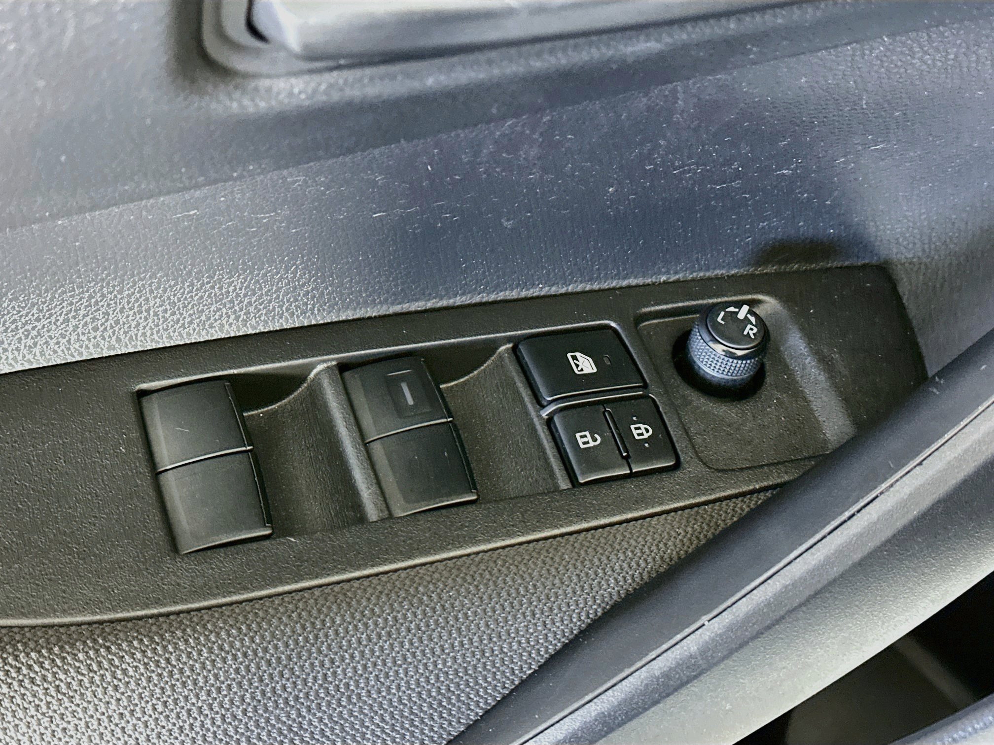 Used 2024 Toyota Corolla LE FWD image 15