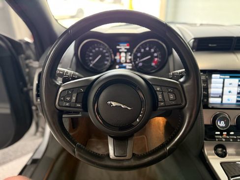 Used 2015 Jaguar F-TYPE Coupe RWD image 18