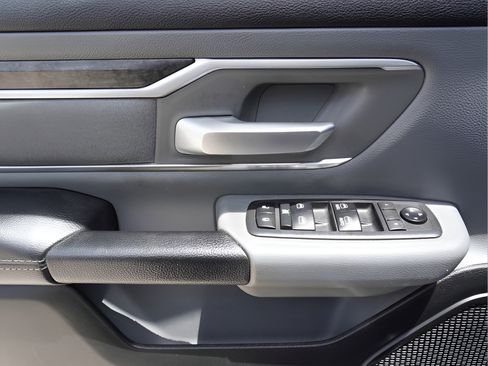 Used 2019 RAM 1500 Big Horn image 19