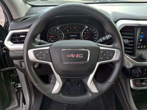 Used 2023 GMC Acadia SLE w/ Driver Convenience Package FWD image 19