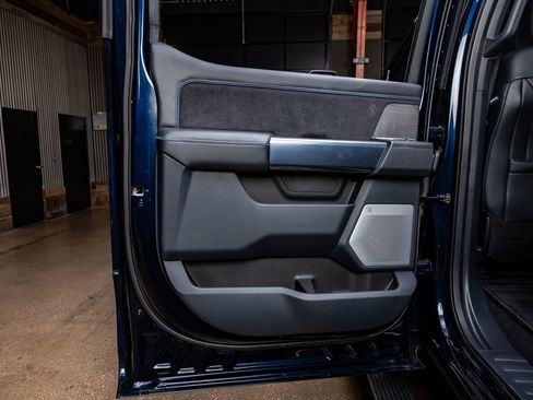 Used 2025 Ford F350 Platinum image 38