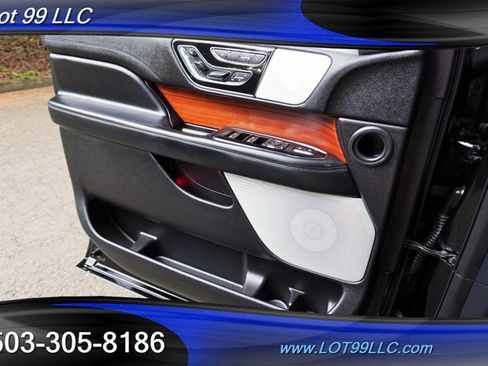 Used 2018 Lincoln Navigator L Reserve w/ Technology Package AWD/4WD image 31