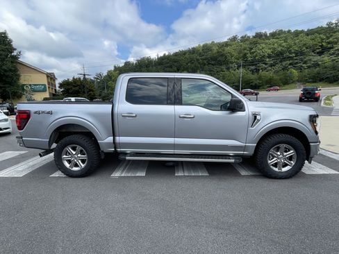 Used 2024 Ford F150 XLT w/ Mobile Office Package image 4
