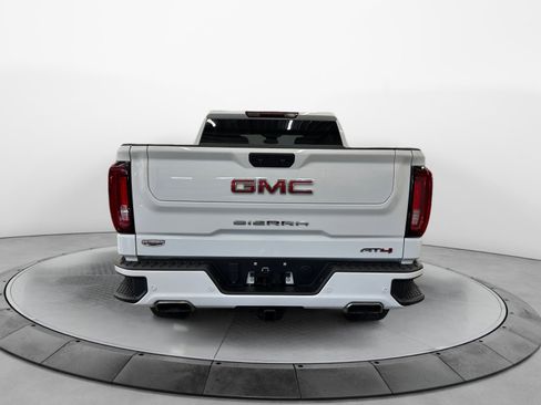 Used 2023 GMC Sierra 1500 AT4 image 7