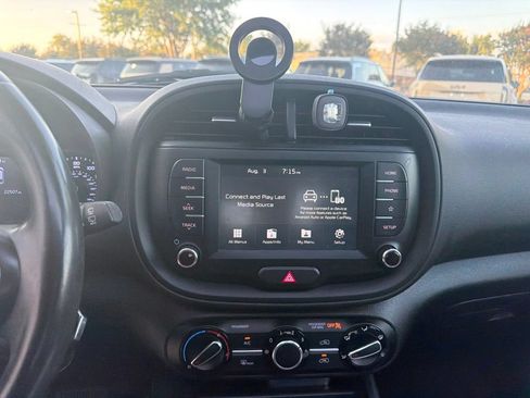 Used 2021 Kia Soul GT-Line FWD image 26