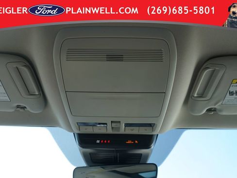 Used 2025 MAZDA CX-50 AWD 2.5 Hybrid w/ Premium Pkg image 33