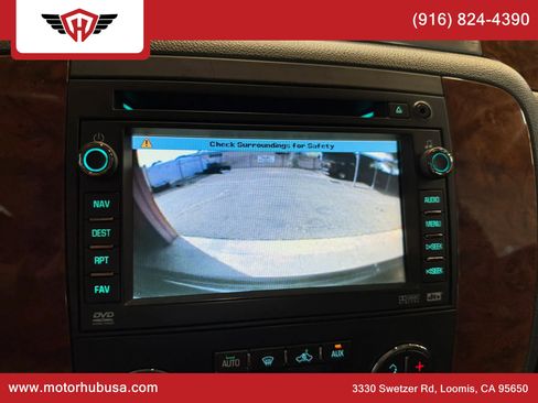 Used 2008 Chevrolet Tahoe LTZ w/ LTZ Preferred Equipment Group AWD/4WD image 19