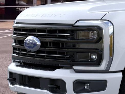 New 2025 Ford F250 Platinum AWD/4WD image 17
