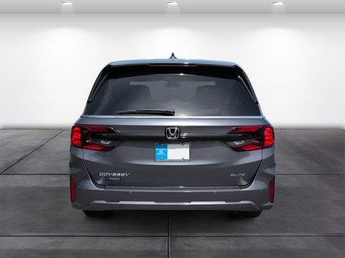New 2026 Honda Odyssey Elite image 5