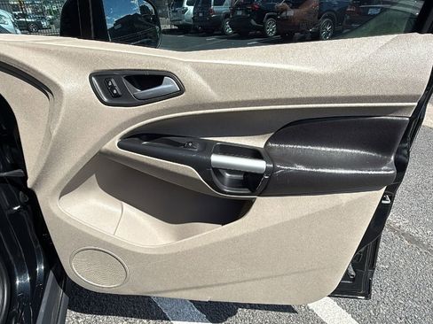 Used 2014 Ford Transit Connect Titanium FWD image 15