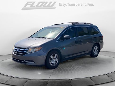Used 2015 Honda Odyssey LX image 4
