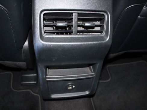 Used 2022 Ford Edge SEL image 21