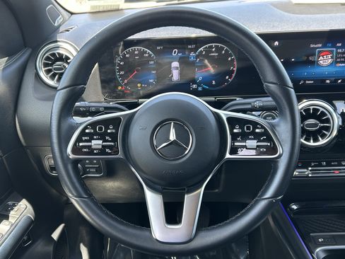 Used 2023 Mercedes-Benz GLA 250 image 18