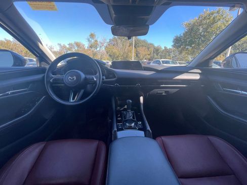 Used 2025 MAZDA MAZDA3 s image 29
