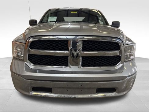 Used 2022 RAM 1500 Classic SLT w/ Electronics Group image 8
