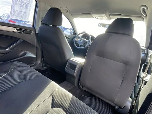 Used 2018 Volkswagen Passat 2.0T S w/ Driver Assistance Package image 23