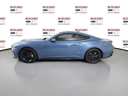 Used 2025 Ford Mustang GT RWD image 5