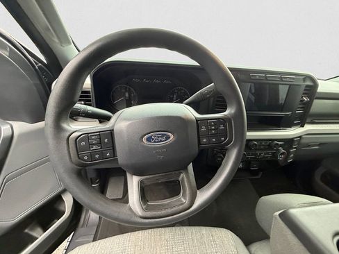 Used 2024 Ford F250 XLT image 9
