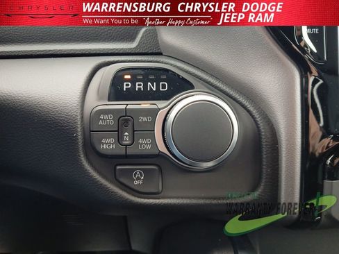 New 2026 RAM 1500 4x4 Crew Cab image 27