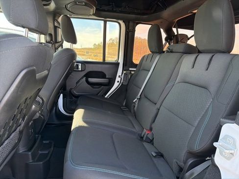 Used 2021 Jeep Wrangler Unlimited Rubicon 4xe w/ Cold Weather Group image 32