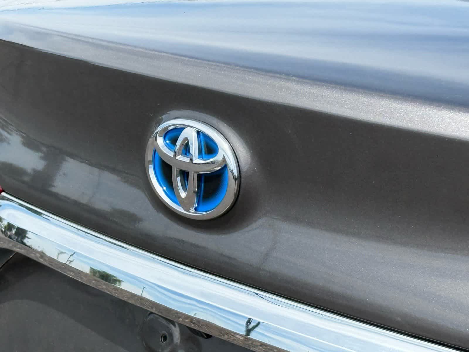 Used 2017 Toyota Camry XLE FWD image 22