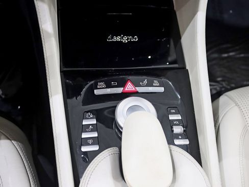 Used 2011 Mercedes-Benz CL 63 AMG image 28